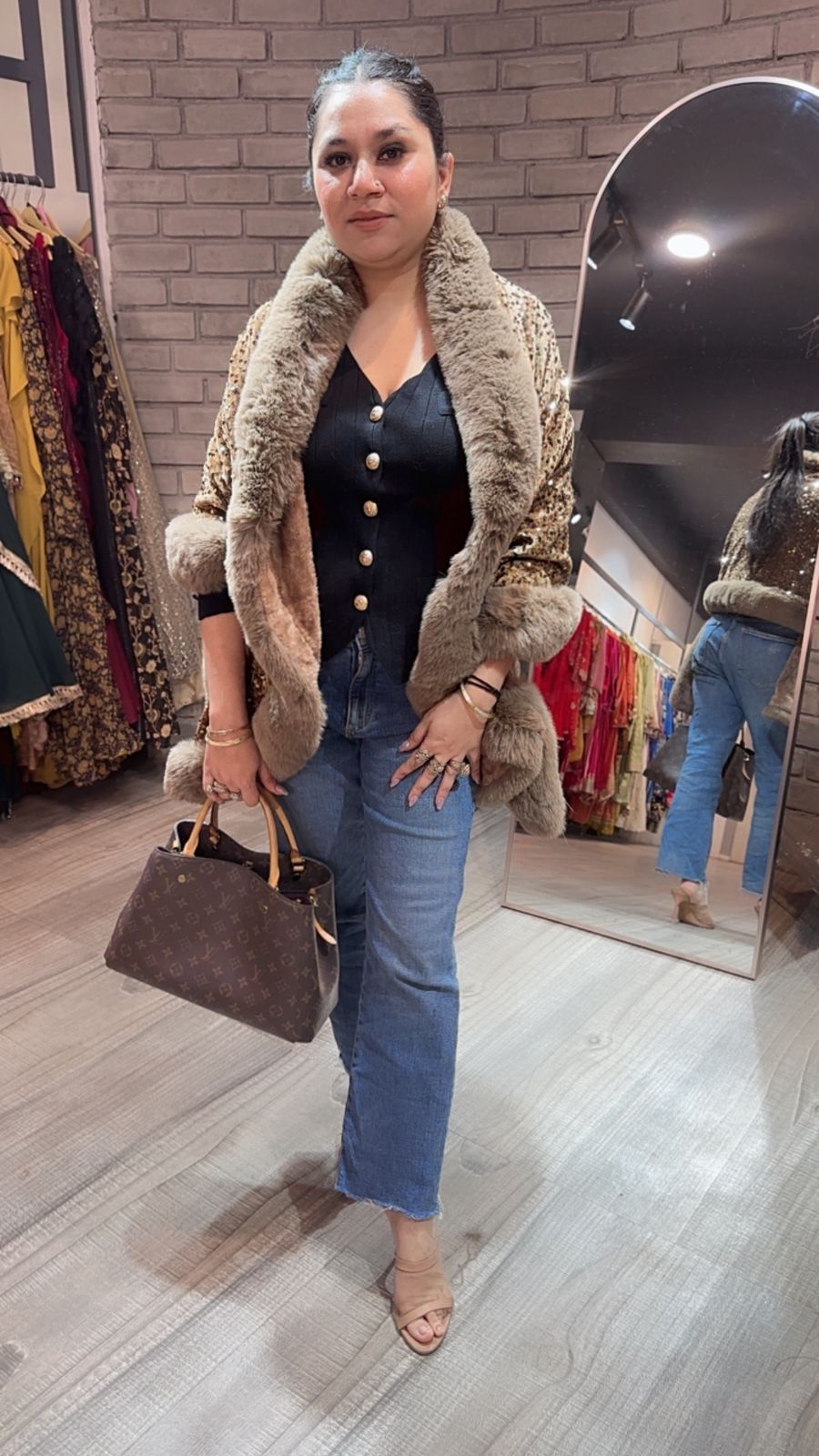 Glitter Beige Fur Stole