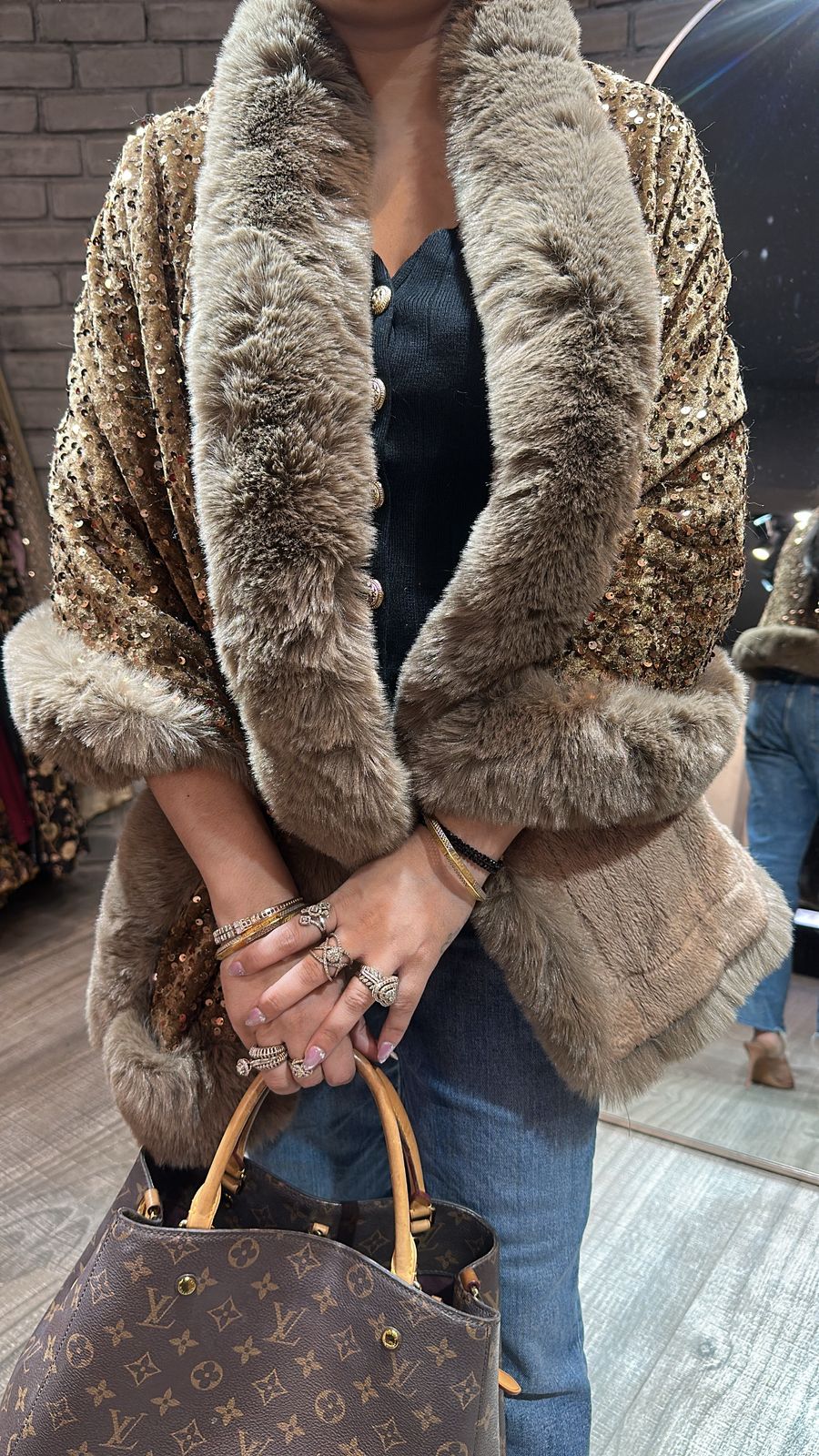 Glitter Beige Fur Stole