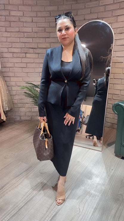 Cartier Black Woolen Skirt Cordset