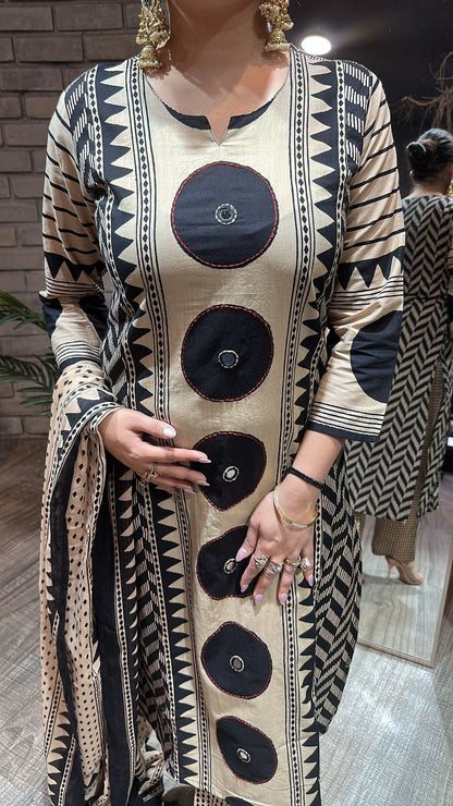 Heritage Beige Black Digital Cotton pocket suit