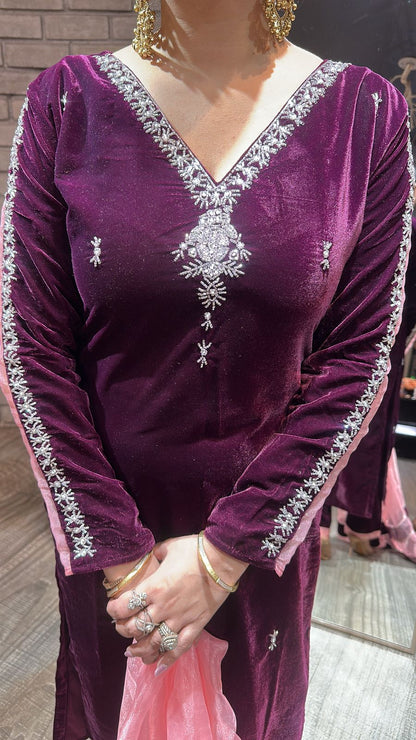 Kurban wine Katdana Velvet suit