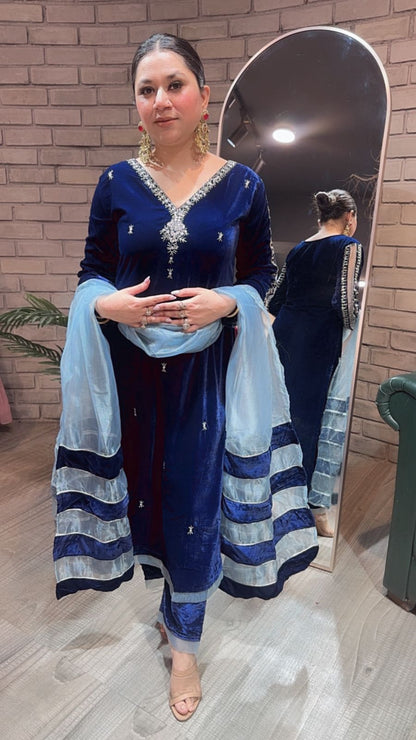 Kurban Blue Katdana Velvet suit