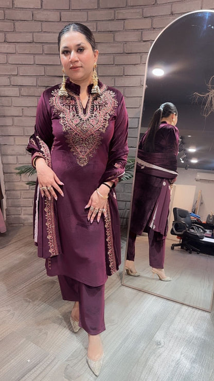 Riwayat wine Designer velvet suit