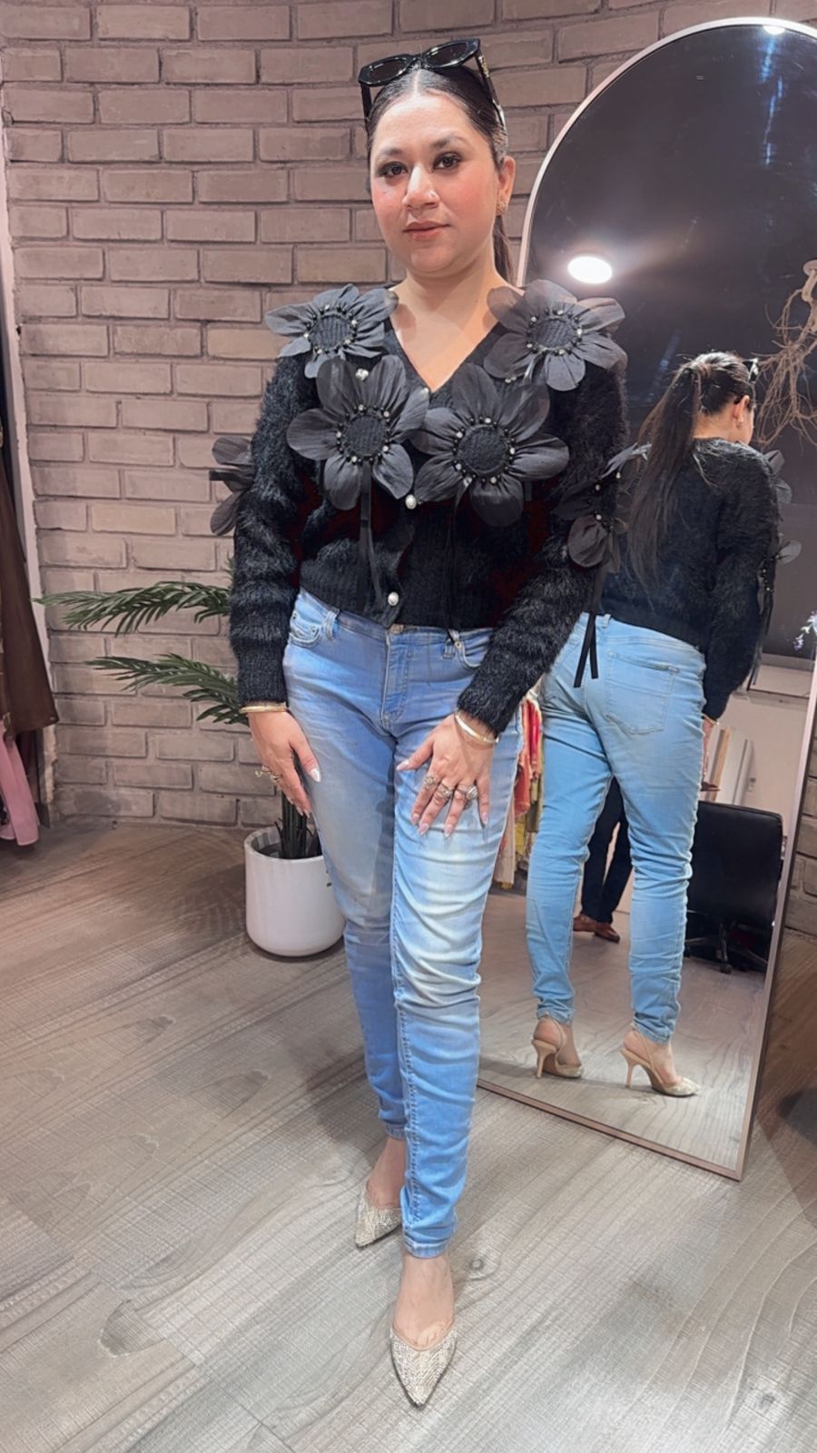 Flowy Black 3D Sweater