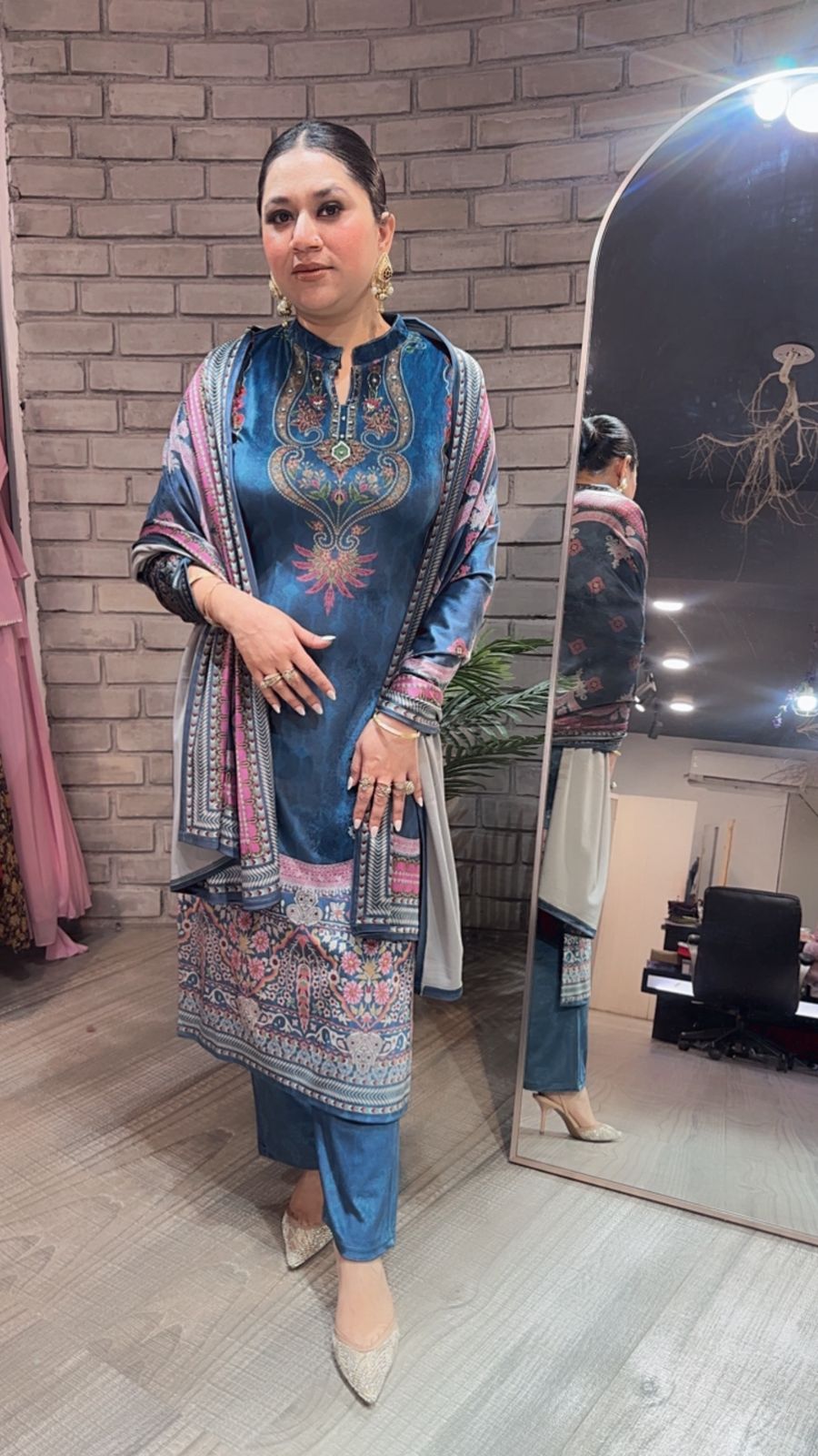 Bisleri Digital Designer velvet suit