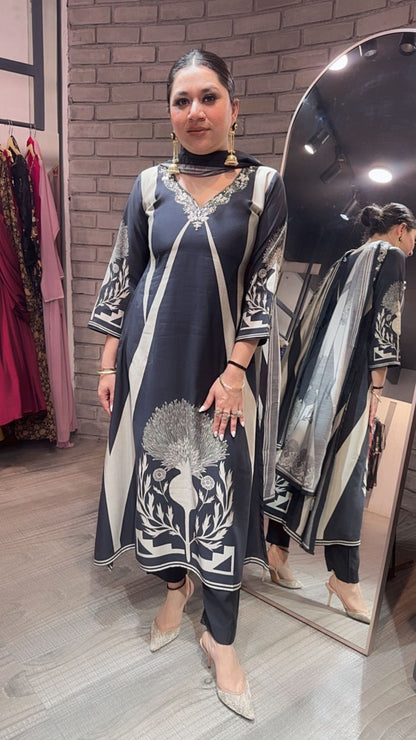 Oreos A-Line Designer Cotton suit