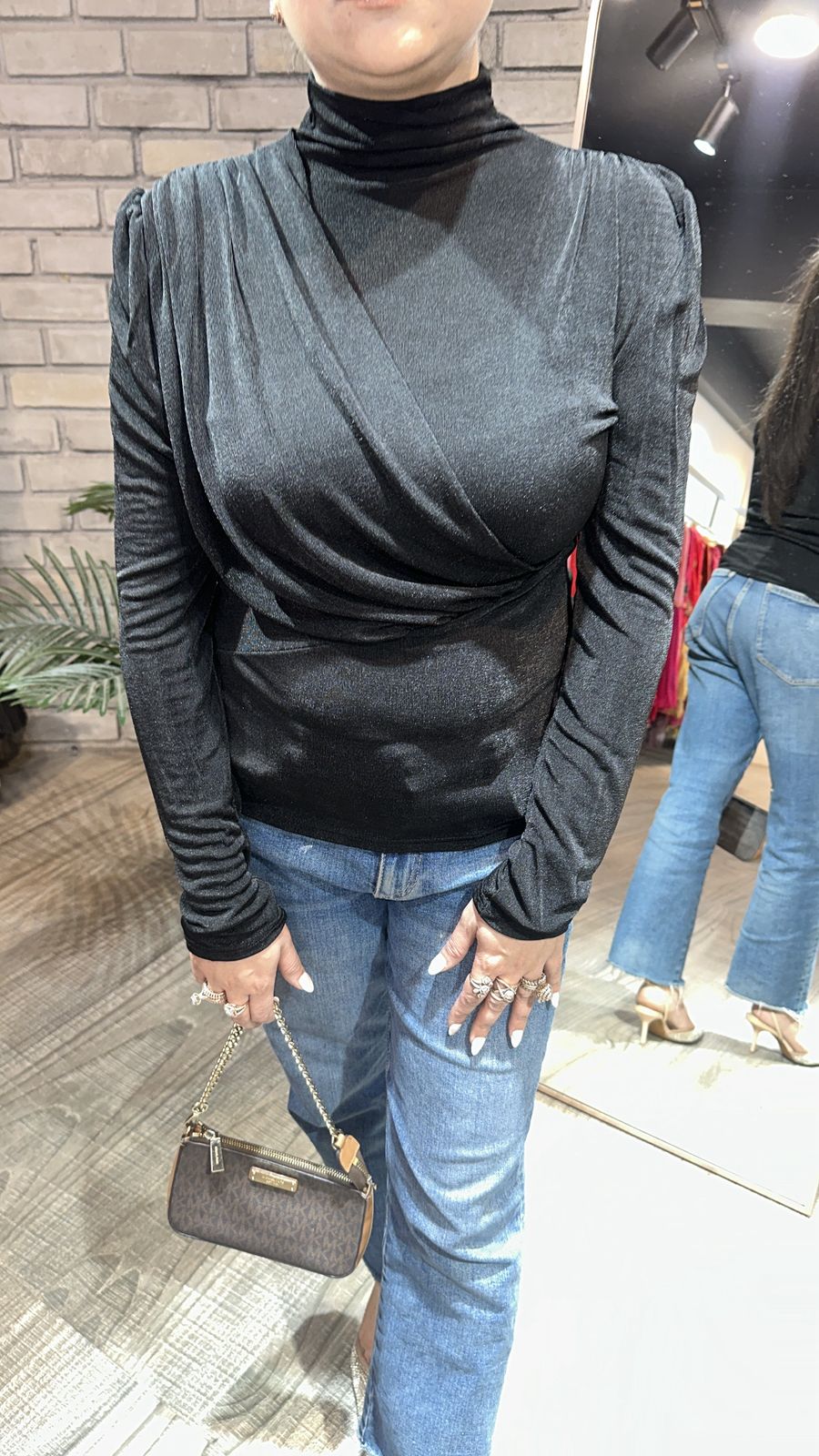 Tessa Black knitted full Sleeve Top