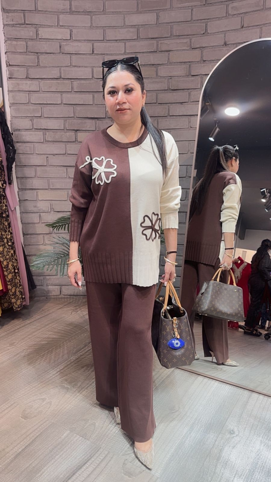 English Brown offwhite Woolen Cordset
