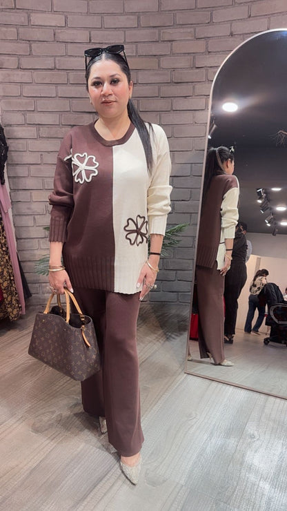 English Brown offwhite Woolen Cordset