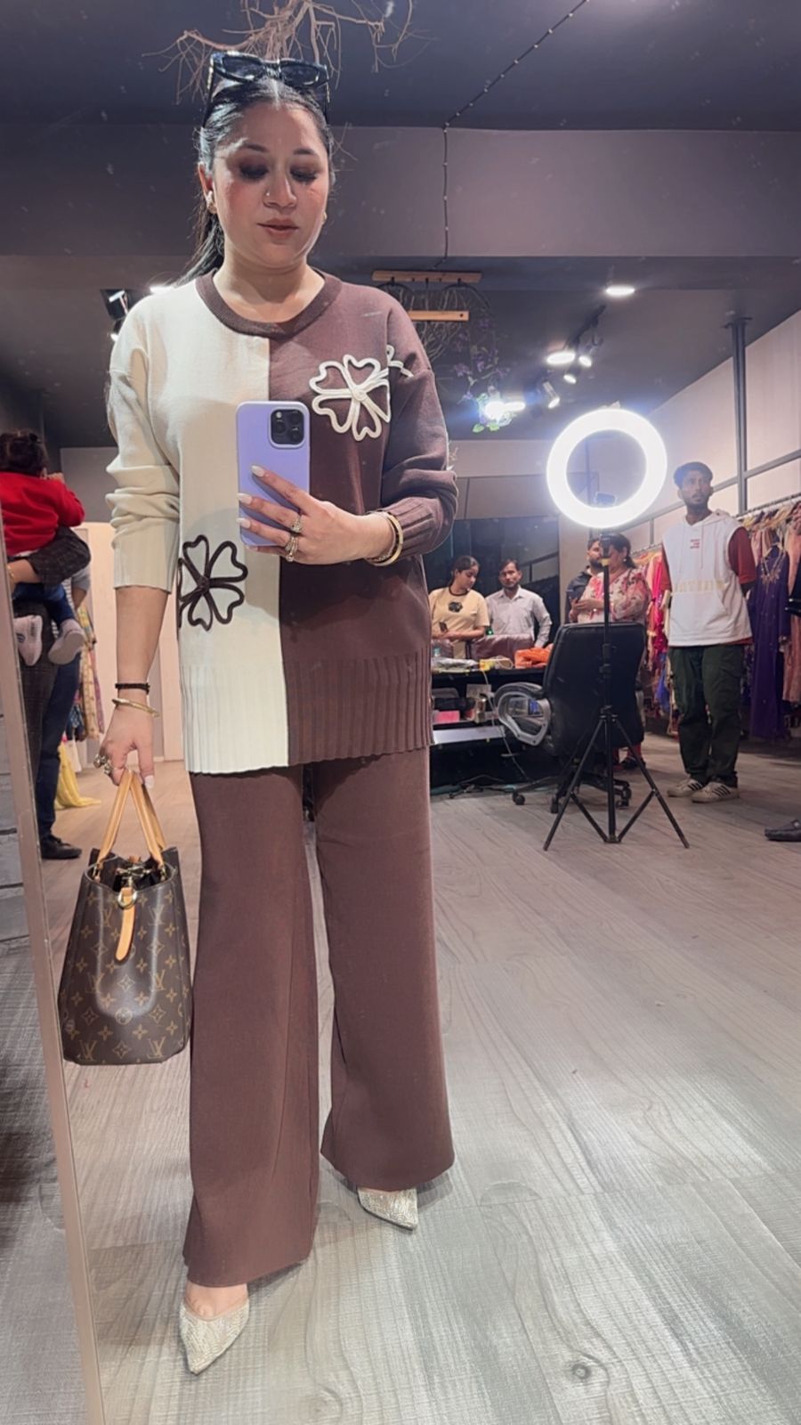 English Brown offwhite Woolen Cordset