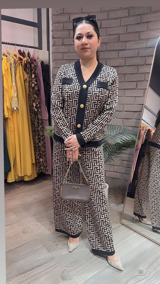 Hazelnut Beige Black Woolen Cordset