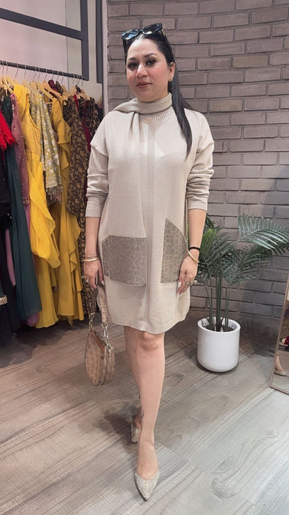 Cheetah ivory Woolen Dress with Muffler