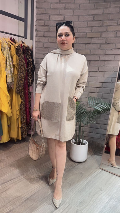 Cheetah ivory Woolen Dress with Muffler