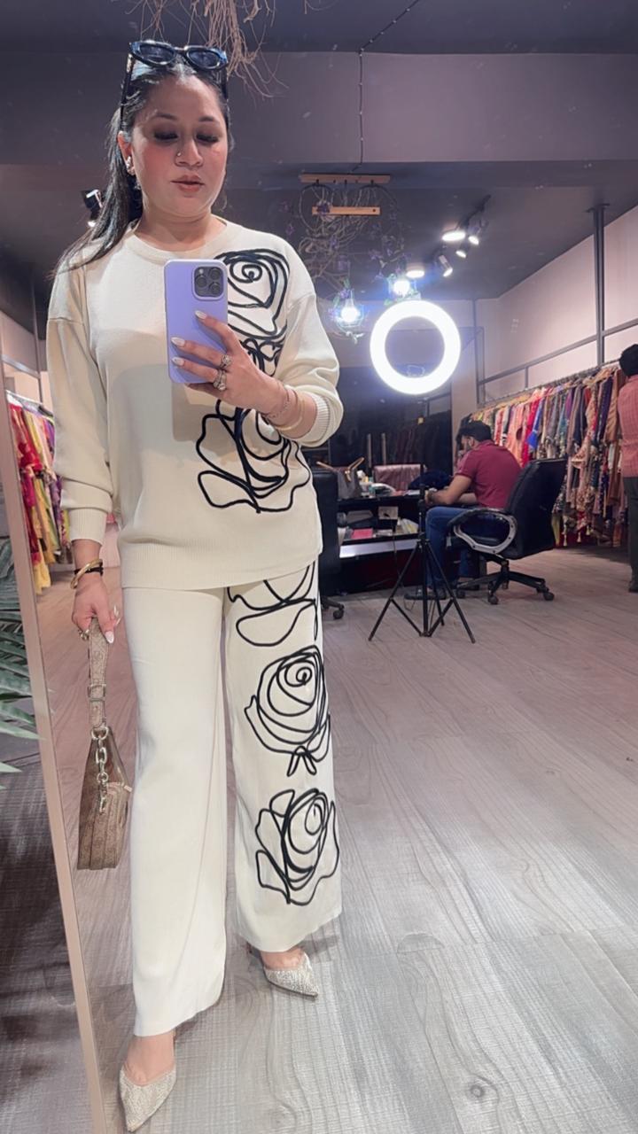 French offwhite Woolen Cordset