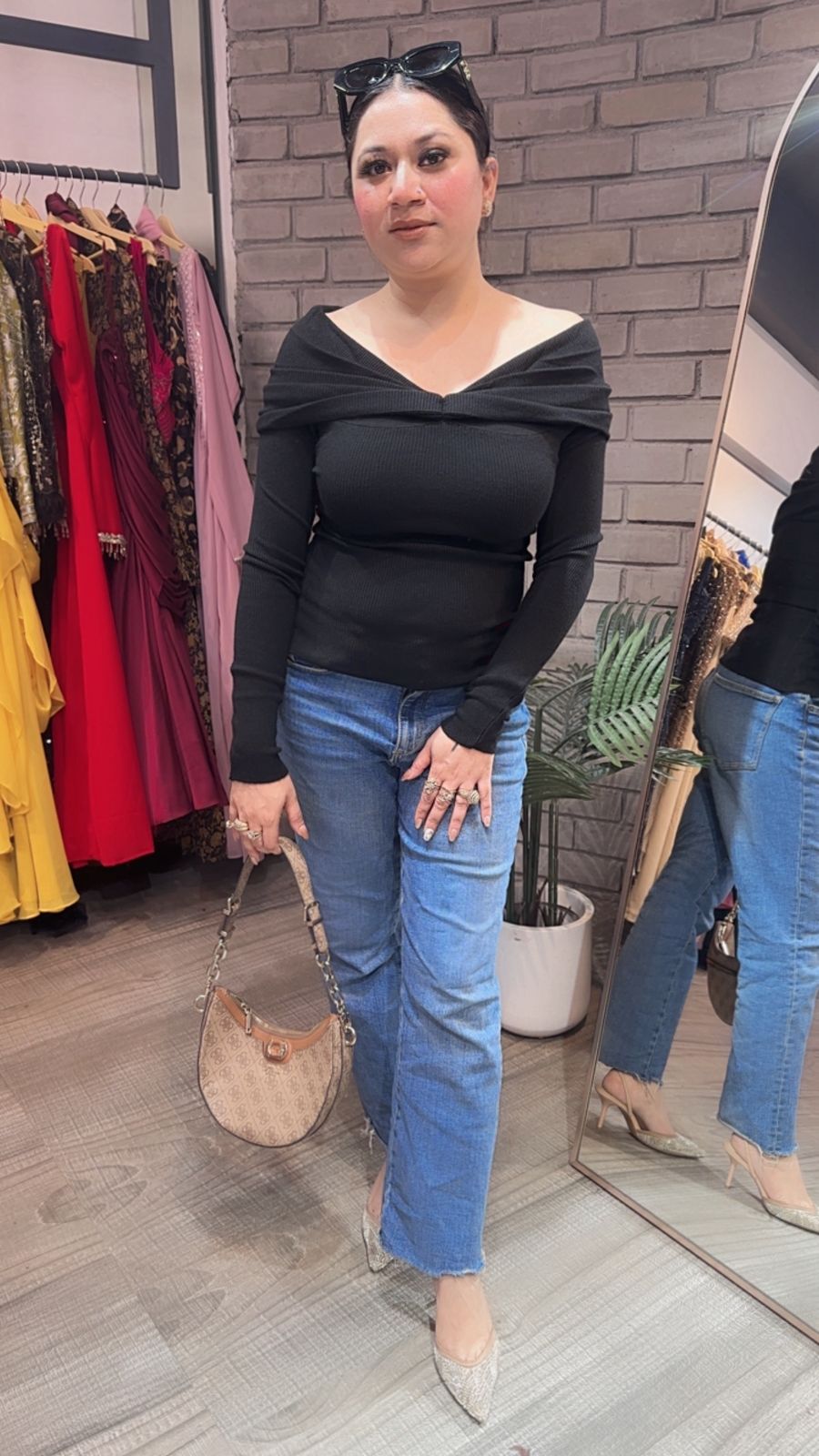 Oreo Black shoulder Woolen Top