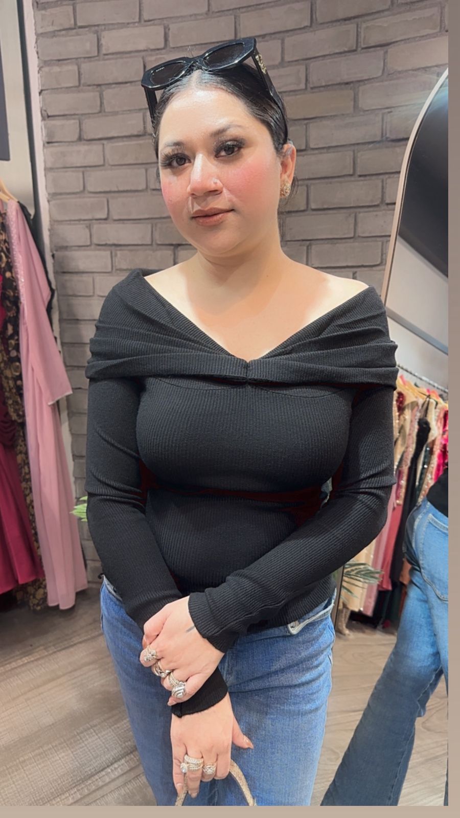 Oreo Black shoulder Woolen Top