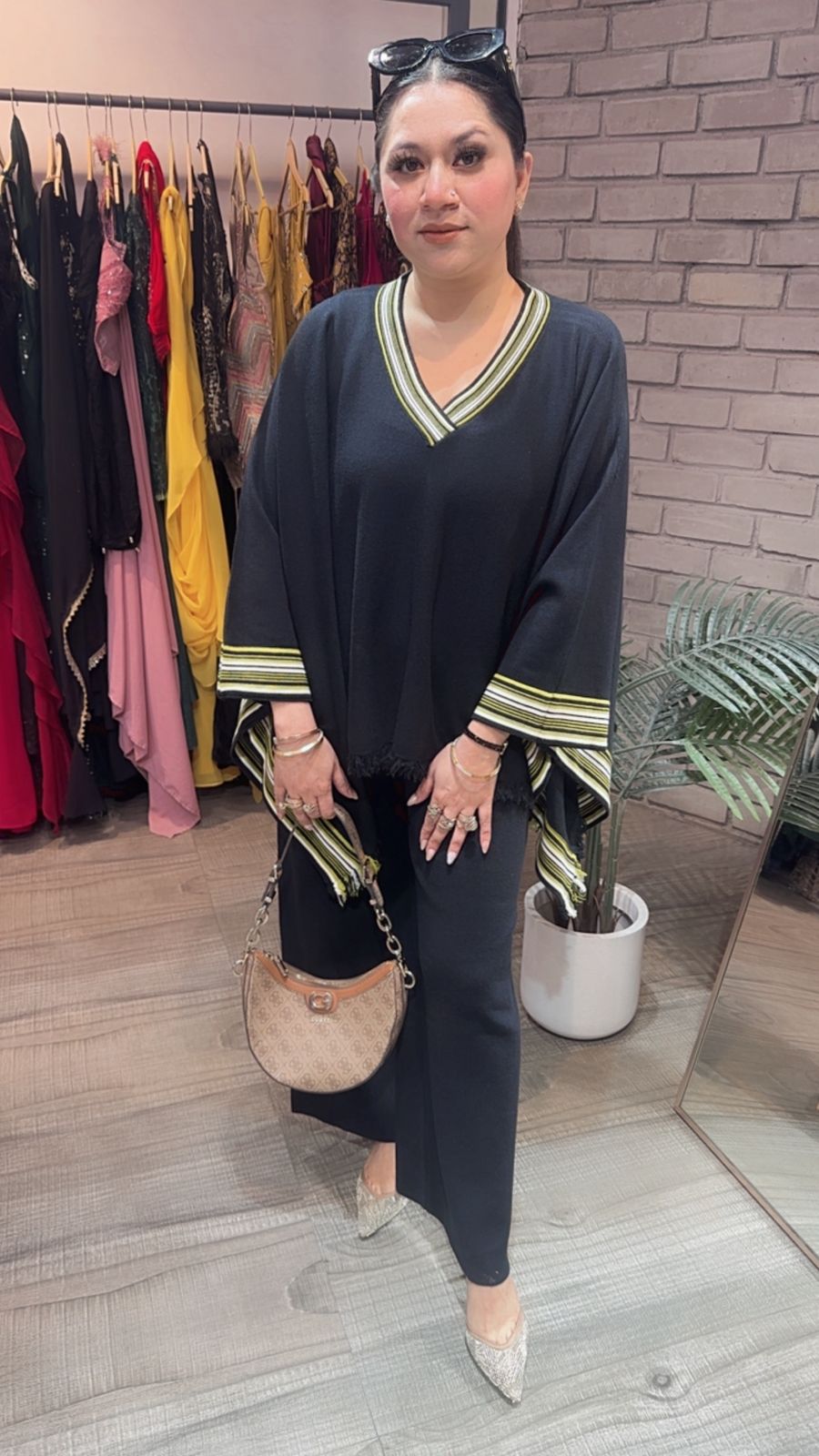 Theos Black Woolen Cordset