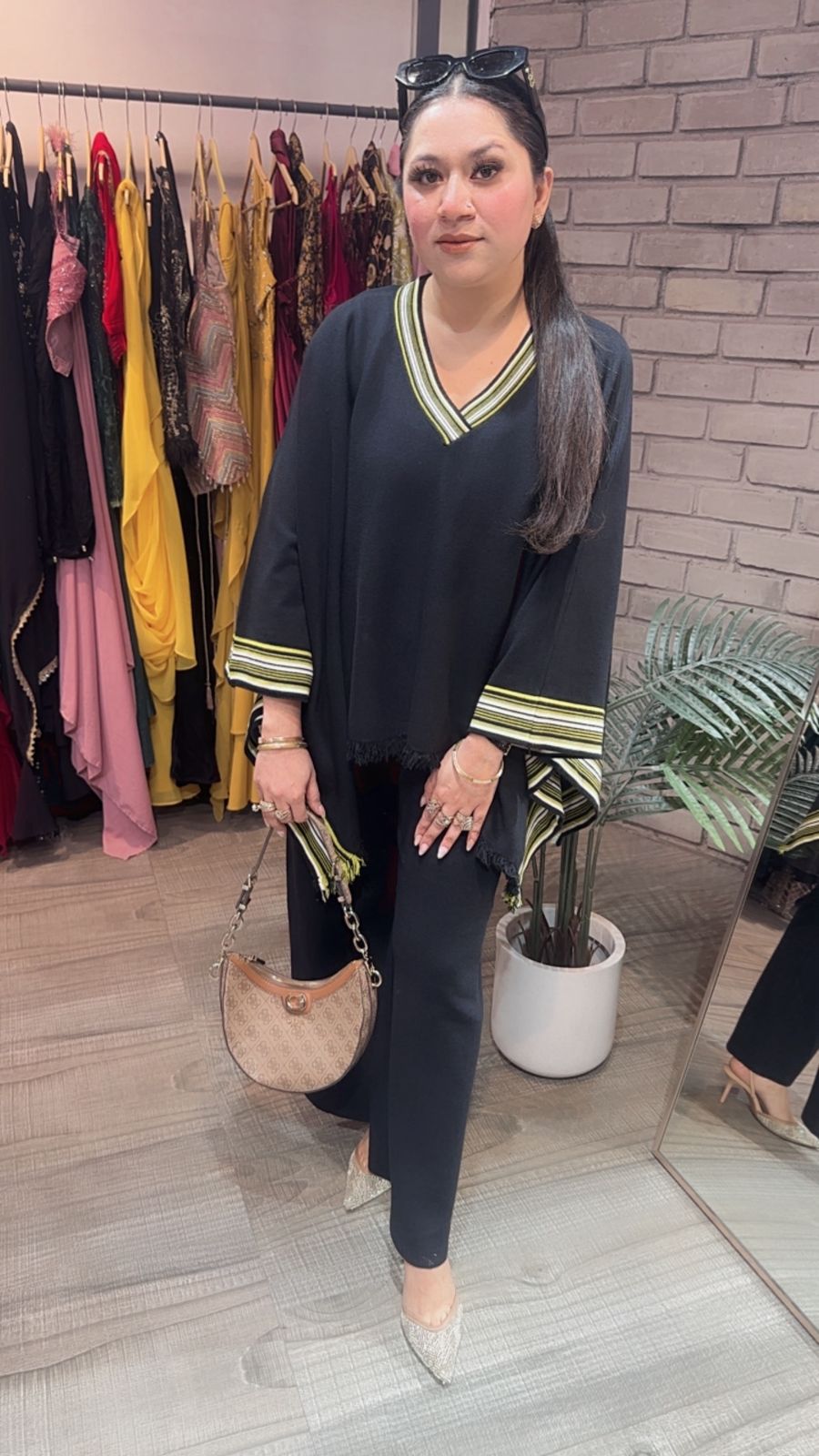 Theos Black Woolen Cordset