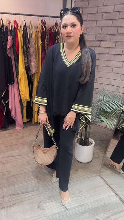 Theos Black Woolen Cordset