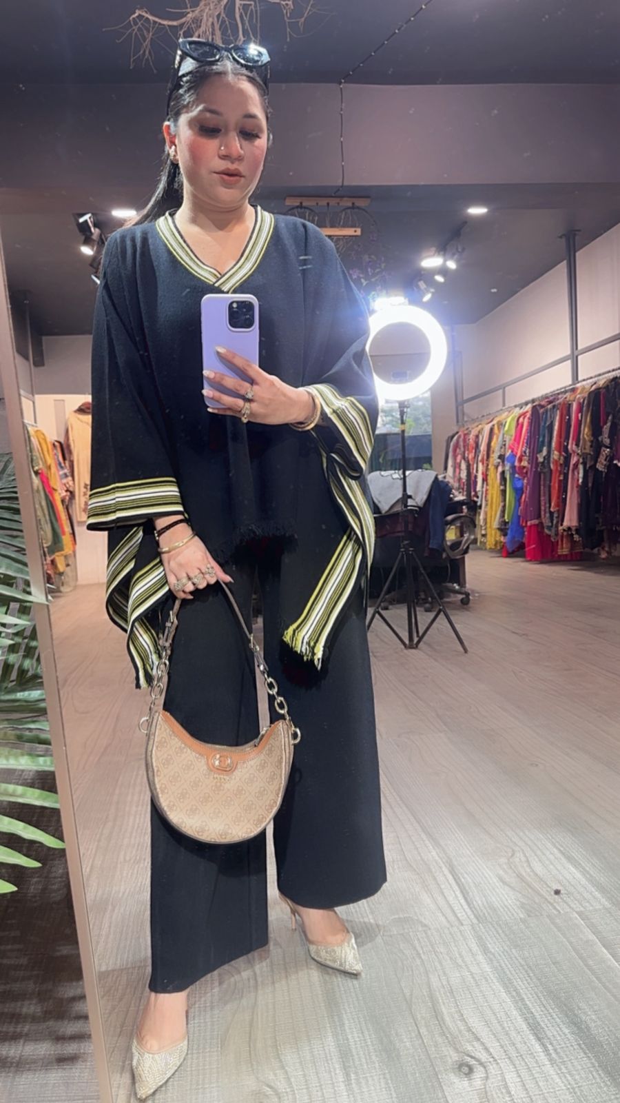 Theos Black Woolen Cordset