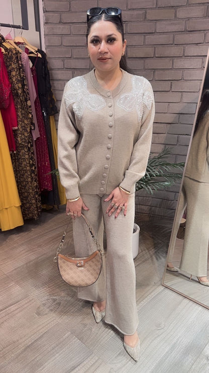 Bow Beige Woolen Cordset
