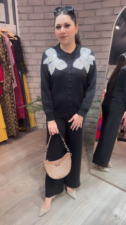 Bow Black Woolen Cordset