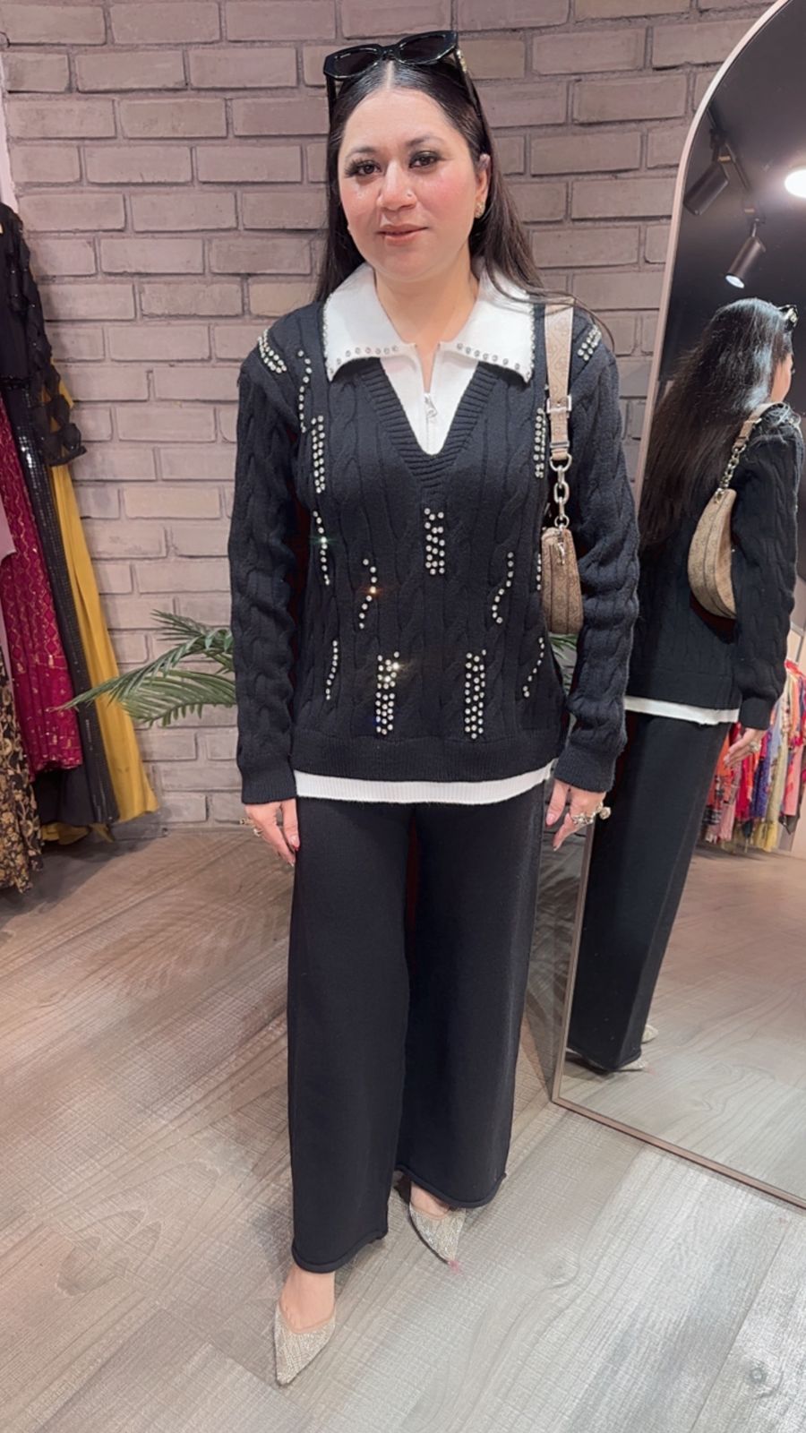 Newspaper Black  Woolen cordset