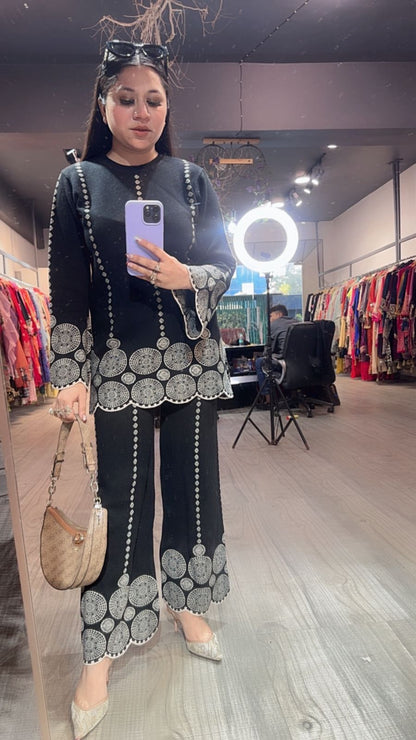 Crossword Black  Woolen cordset