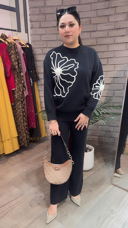 Alice Black Woolen cordset