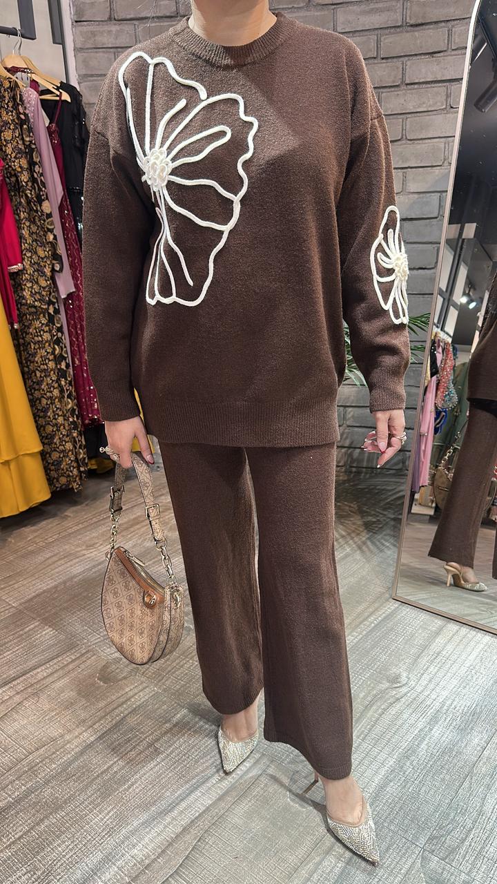 Alice Brown Woolen cordset
