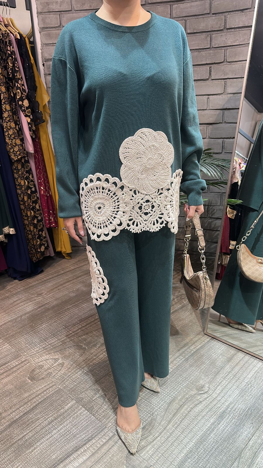 Spain Rama Green Lace Woolen Cordset