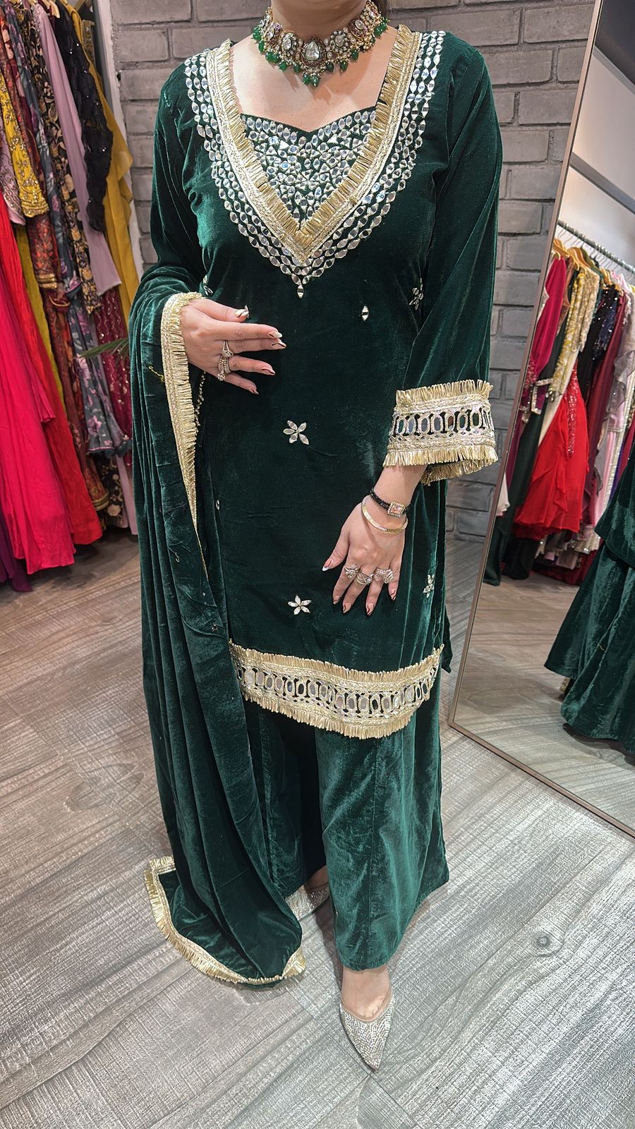 Saudi Bottel Green velvet Mirror work suit