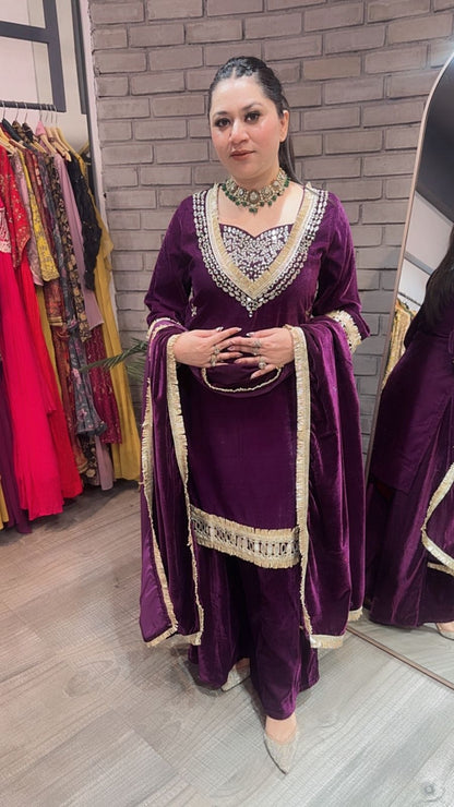 Saudi wine velvet Mirror work suit