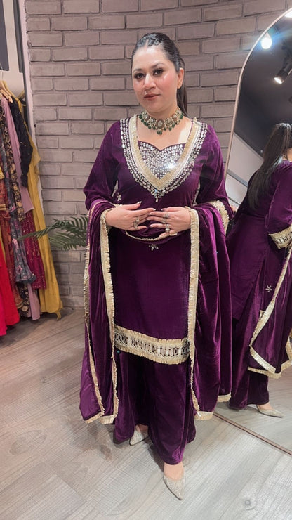 Saudi wine velvet Mirror work suit