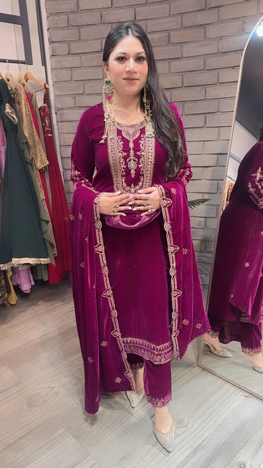 Gazab Magenta Velvet Suit