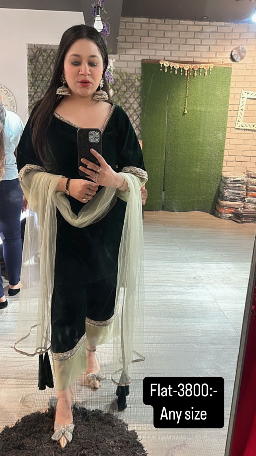 Freshta Bottel Green velvet Suit