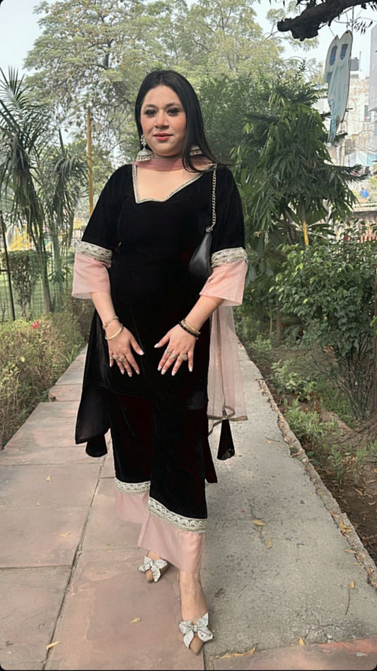 Freshta Black velvet Suit