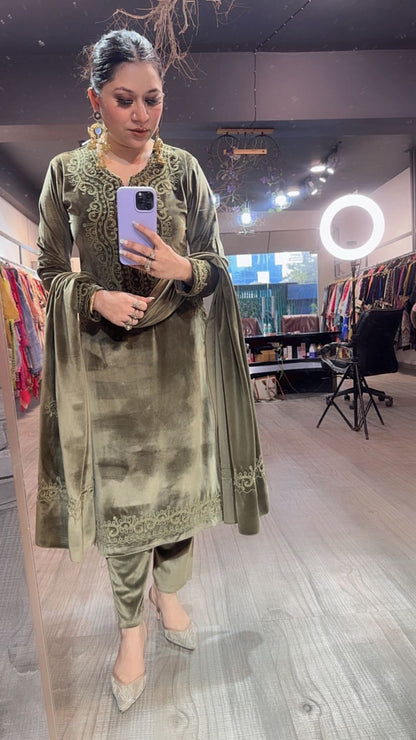 Mutyaar Olive Green velvet Suit
