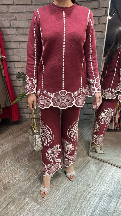 Mahroo Floral Scalp Woolen Cordset