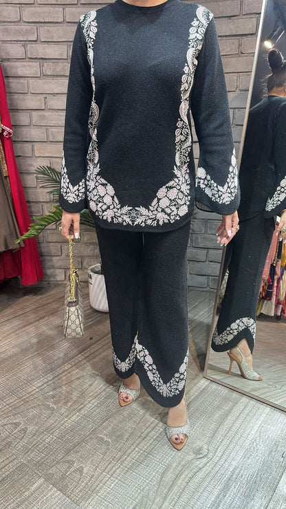 Freesia Black Woolen Cordset