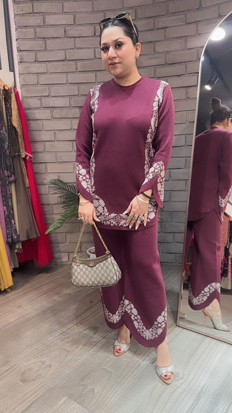 Freesia wine Woolen Cordset