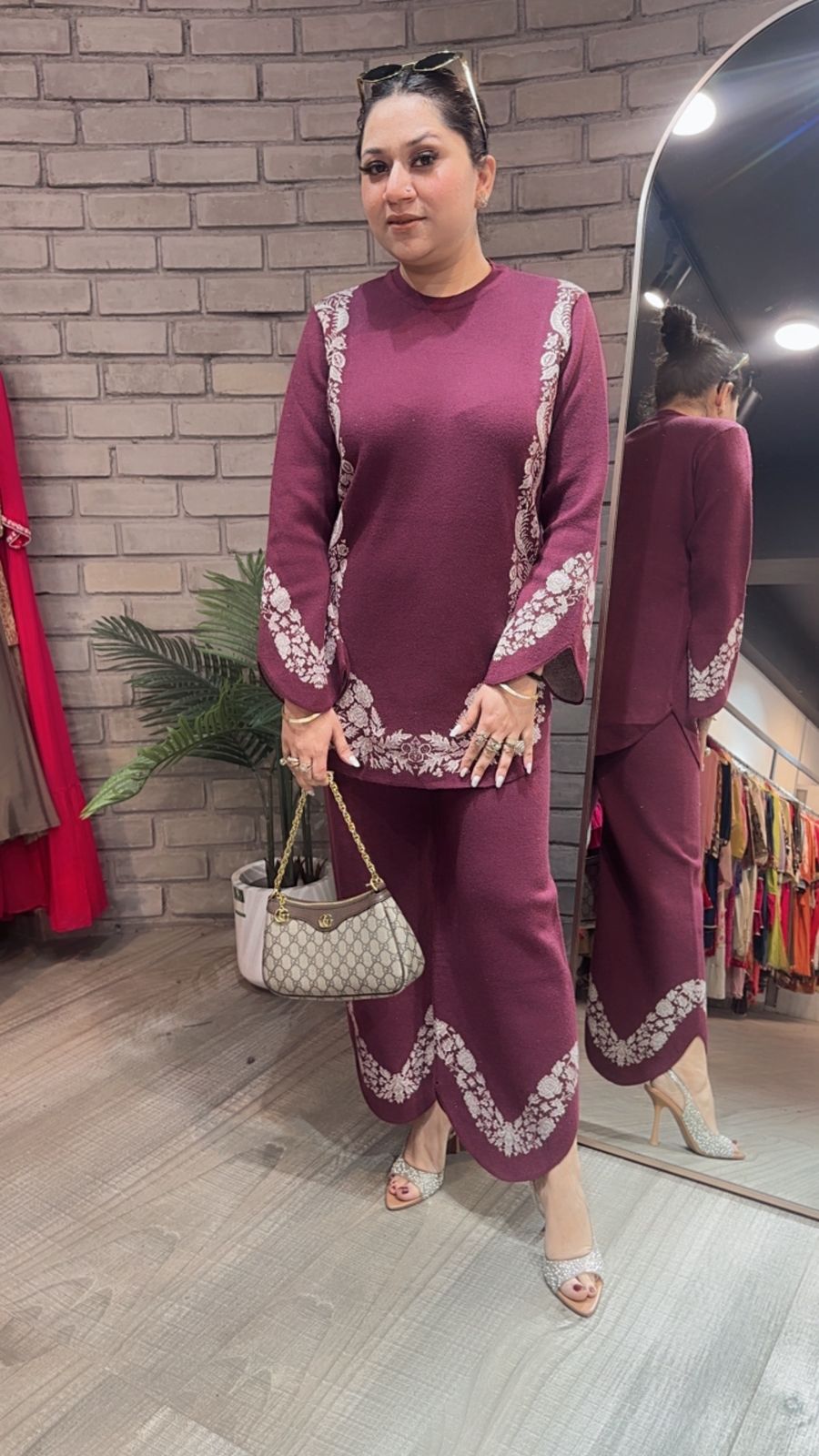 Freesia wine Woolen Cordset