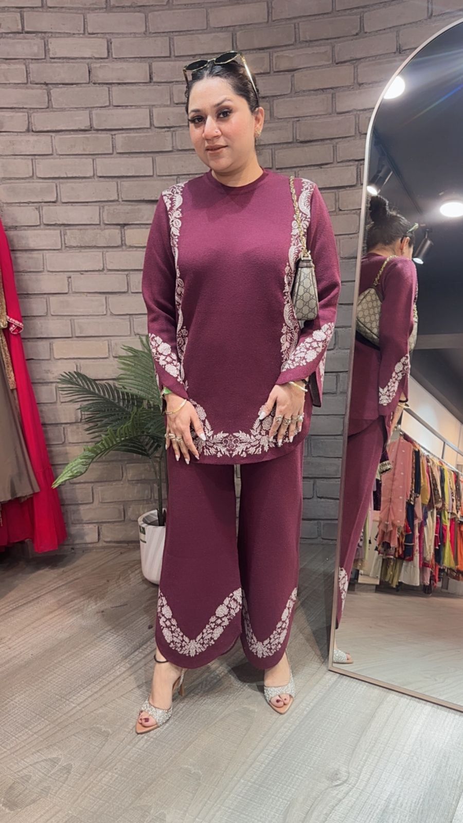 Freesia wine Woolen Cordset