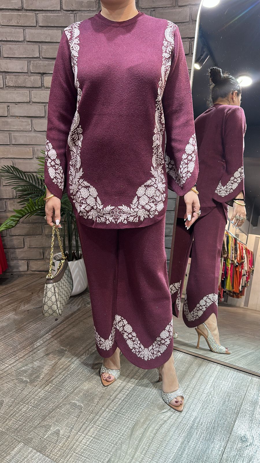 Freesia wine Woolen Cordset