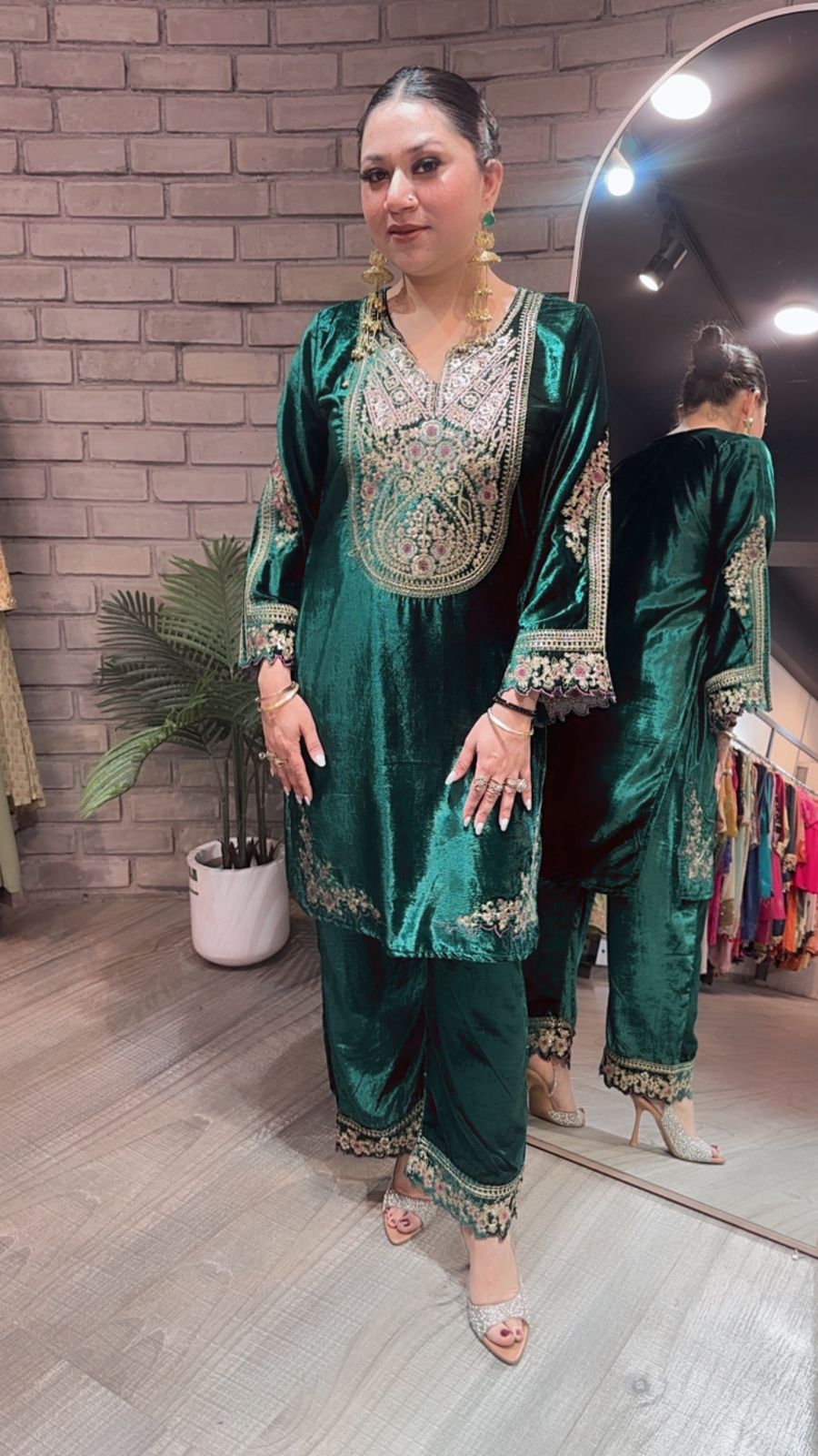 Zarish Bottle Green Velvet Cordset