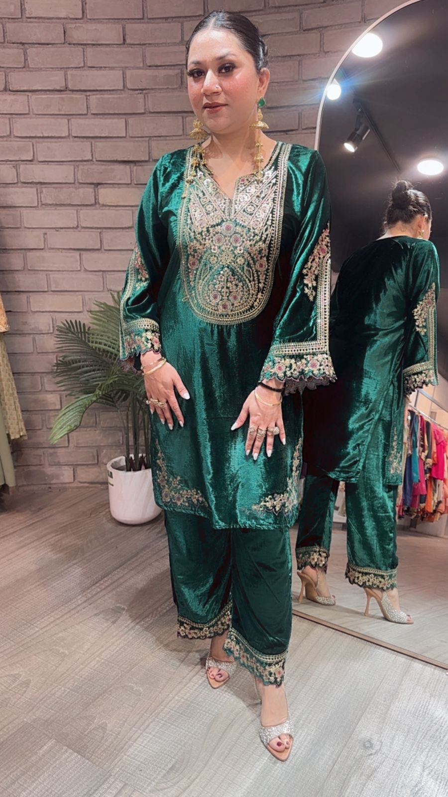 Zarish Bottle Green Velvet Cordset