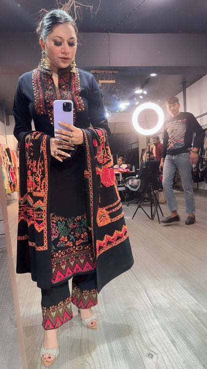 Dal Makhni Black Woolen Designer suit
