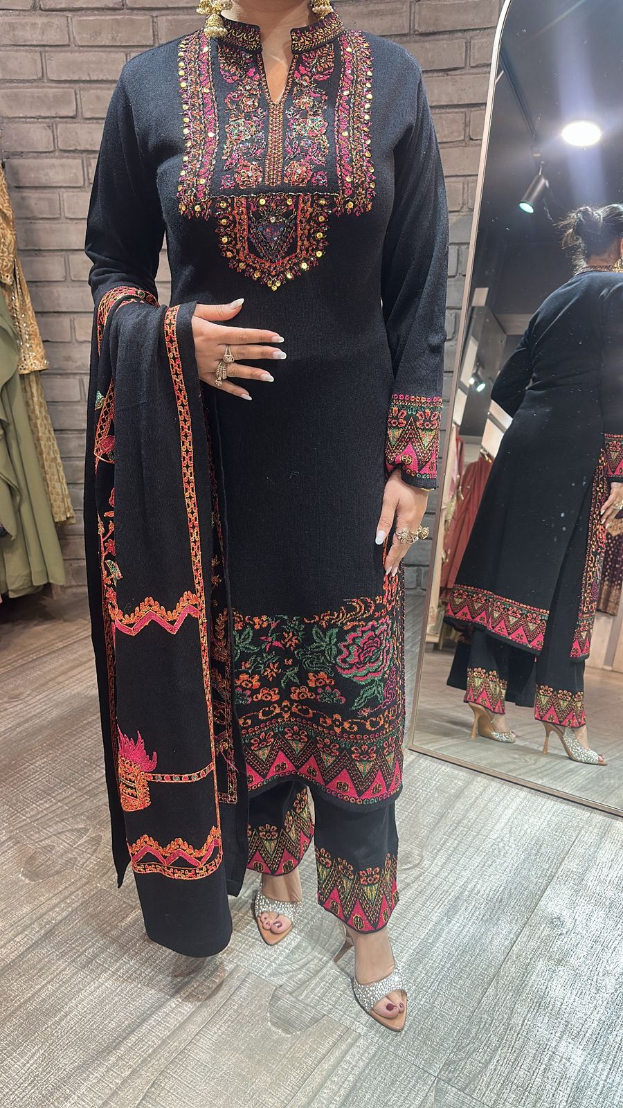 Dal Makhni Black Woolen Designer suit