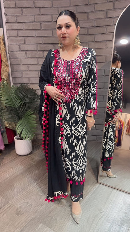 Roselle Mirror Pom Pom Designer suit