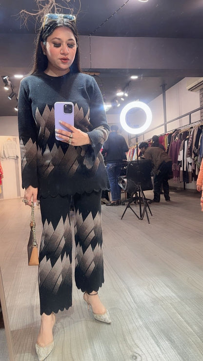 Bocha Black Woolen Cordset